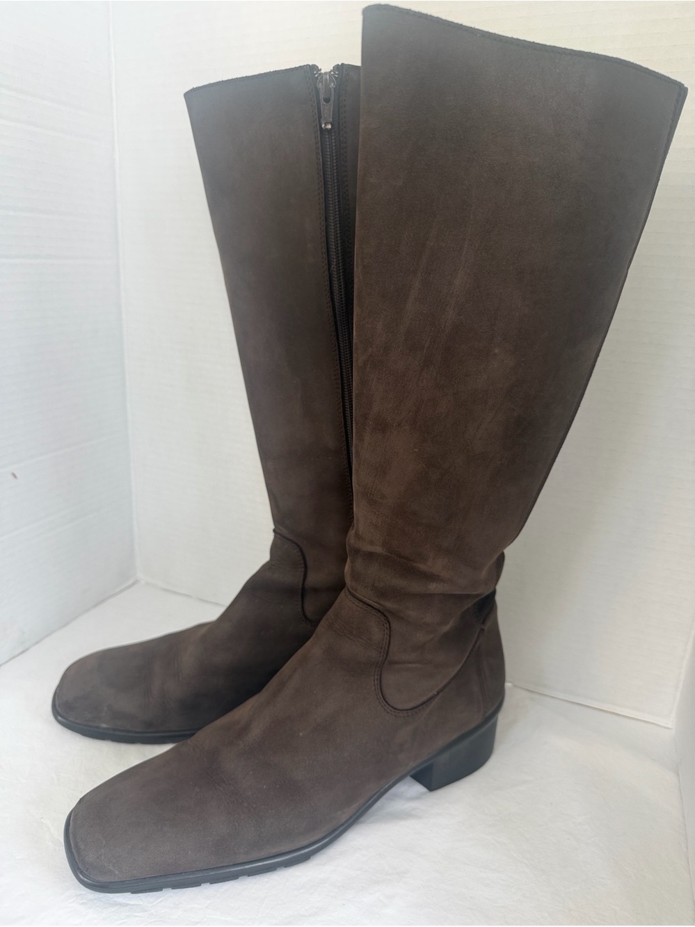 Donald Pliner Sz 9.5 Chocolate Brown Leather Air Touch Systems Tall Riding Boots